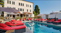 Dolphin Suites